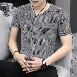 プレーンTシャツの男性サマートップビンテージストリートウェアニットブラックTシャツvネック半袖ティーカジュアルプラスサイズ240306