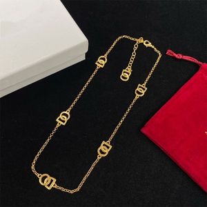 Luxury Pendant Necklaces Designer Chains Necklace Initials Design for Woman Temperament jewelry270m