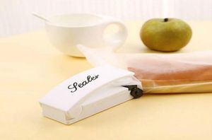 New Mini Handle Bag Sealer Electronic Home Heat Sealing Machine Vacuum Impulse Sealer Seal Packing Plastic Bag Clips Kitchen Tools2676874