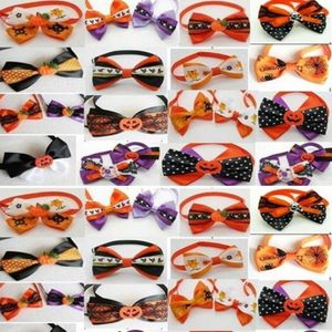 200 Pçs / lote Grande Handmade Halloween Holiday Dog Ties Pet Dog Gravatas Fita Laços Bow Ties Pet Grooming Suprimentos Mix Styles Wholes267W