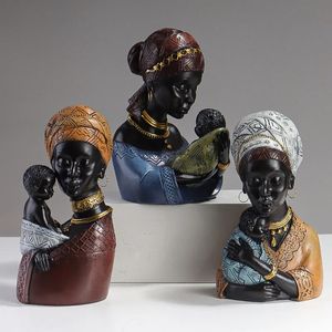 Żywica styl etniczny afrykańskie figurki Kreatywne matka i dziecko Streszczenie posągu Dekoracja wnętrz Ozdoby 240305
