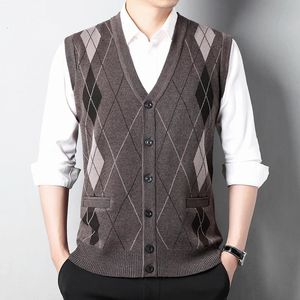 Mens Thickened Casual Sweater Tank Top Autumn and Winter Warm Cardigan 240312