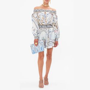 Australisk designerklänning av axellykta ärm Blue Floral Printed Silk Mini Dress