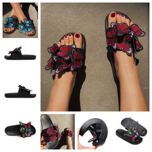 2024 Designer Sandaler berömda tofflor Slides Black Leather Runner Womens Summer Beach Sandels Heel Casual Outdoors Gai Italy Paris New Hot