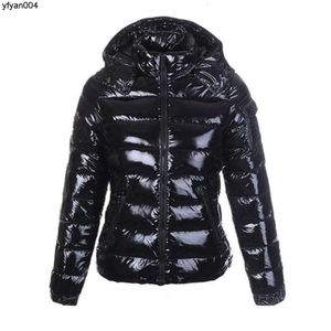 Winter-Damen-Daunenjacke, Designer-Mäntel, modisch, klassisch, mit Kapuze, dick, für den Außenbereich, warm, Feder, Schwarz