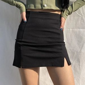 Odzież ciasne spódnice dla kobiety spódnica kobiet z szczeliną czarne opakowanie mini krótkie estetyczne vintage Trend Streetwear Casual V 240306