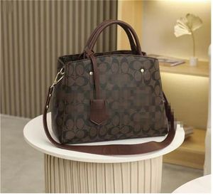 2023 Luxury Handbag Leather Designer Crossbody Bag Women's Shoulder Strap Bag print Wallet Designers Bags Fashion Totes Shopping Handbags 00ye