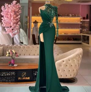 Sexy Dark Green Long Sleeves Sequin Prom Dresses V Neck Mermaid See Through Backless Sweep Train Split Evening Gowns BC14523