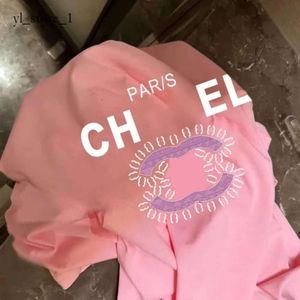 Chanels Clothing Channel Summer Domens Designer Shirt Lose Tee Offs Mash Marka Tops Straszne koszule Luksusowe C -Letter Street Krótkie rękawie Chanels T -Shirt Caoser 9869