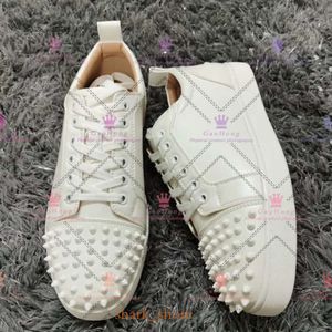 Wholesale Spiked Luxury Men Casual Shoes Studded Sneakers Spikes Junior Low Top Sneaker Outdoor Sports Trainers Grey Black with Box Size 35-47 368 474