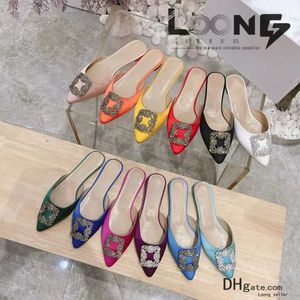 Fashion trend designer square diamond women slippers summer cool high end sandals low heel leaky heel slippers casual slippers