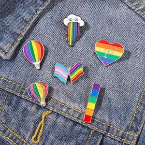 Brosches kreativ flagga emalj pin älskar ballong moln brosch anpassad väska lapel skjorta märke färgglad tecknad lgbt smycken gåva till vänner