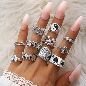 Klusterringar spader en räv svan Snake Moon Fishtail Moonstone Ring Set Women Luxury Temperament Girl Gift Jewelry Wholesale