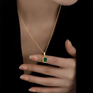 Retro Square Green Zircon Pendant Necklace For Women Titanium Steel Necklace Girls Wedding Engagement Smycken