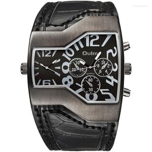 Orologi da polso 5 colori Super Cool Orologi al quarzo da uomo Oulm 1220 Double Time Show Snake Band Sport casuali Orologio militare maschile 275f