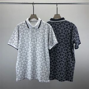 T-shirt firmata 2024 Estate Nuovi uomini e donne Coppia manica corta minimalista versatile T-shirt stampata in bianco e nero e333c