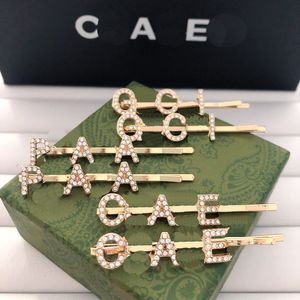 Boutique Diamond Letter Fermaglio per capelli Designer Mollette per capelli Regalo caldo Forcina Fascino di marca Fermaglio per capelli in stile boutique Accessori per capelli in metallo di alta qualità