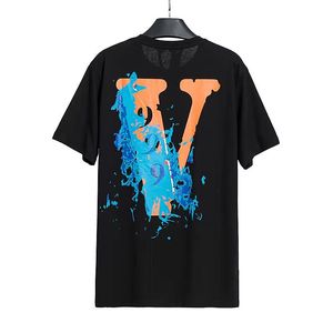 VLONE T-shirt Big "V" TsgirtMen's / Women's Couples Casual Fashion Trend High Street Loose HIP-HOP100% Cotton Printed Round Neck Shirt US SIZE S-XL 1546