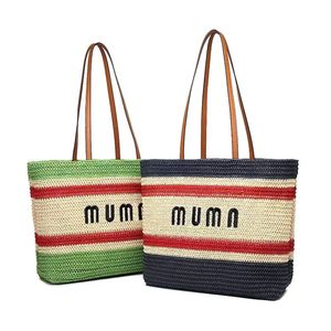 Büyük Tote Miumiubag Omuz Çantaları Lüks Crossbody Tasarımcı Plaj Çantası Stripe Kadın Erkekler Raffias Seyahat Çantası Dokuma Saman Saman Moda Çanta Debriyaj Tığ Çantası