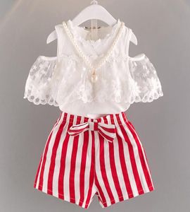 2019 Estate nuova spalla coreana in pizzo con pantaloncini a righe Due abiti per bambini039 Una sostituzione dei capelli Q07018136595