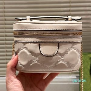 Tasarımcı Kadın Mini Bag Lüks Nakış Deri Kozmetik Kutu Çanta Lady Crossbody Zincir Kayış Omuz