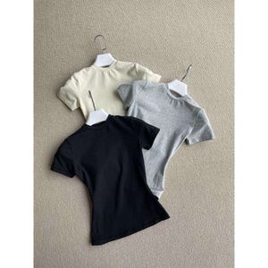 مصمم Strench Strench Cotton Cotton Beige Gray Black Tops 2023 Summer 2024 Y2K Solid Color Shirt Tops for Women FZ2403121