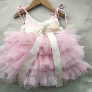 Flickans klänningar Småbarn Baby Girls 1st Birthday Dress for Kids Flowers Belt Headbow för bröllopsdräkt Set Children Princess Costume L240322