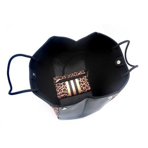 Kamuflaż lamparta drukowana czarna przenośna torba plażowa na podróż dla kobiet worka do nurkowania 240312