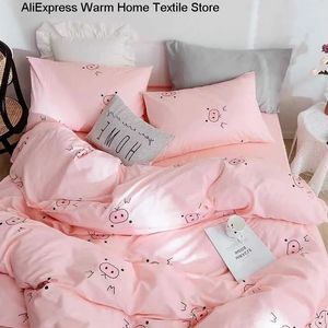 Desenhos animados rosa bonito porco conjunto de cama gêmeo completa rainha tamanho xadrez colcha capas kawaii folha fronha quarto roupa 240306