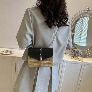 Grass Woven Bag Single Shoulder Crossbody Women s Summer New Tassel Trendy and Fashionable Casual Beach Bag 240312