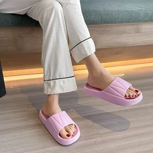 Frete grátis designer slides sandália sliders para homens mulheres gai pantoufle mules homens mulheres chinelos formadores sandles cor-17 tamanho 36-45 xj