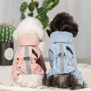 Hundkläder Reflective Raincoat Night Walk Rain Coat för små hundar Vattentäta kläder Chihuahua Labrador Jumpsuit Hooded Jacket2382