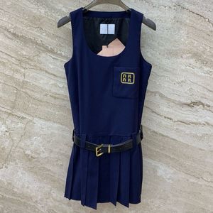 24SS Women Designer Dress Tee Shirts Mini Dresses Girls Milan Runway Tank Top A-line Sleeveless Scoop Neck Letter Embroidered Pleated Dress High End Designer Dress