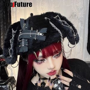 Frauen Harajuku Gothic Lolita Hase Ohr Hut Kette Niete Designer pelzigen Winter Beanie weibliche Y2K Mädchen Kaninchen Ohr Spike Baskenmütze 240227