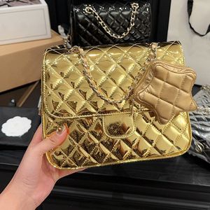 Snygg designer Evening Bag Shiny Gold Patent Leather Ryggsäck Diamond Lattice Chain Bag med justerbar bred rem lyxsäckväska