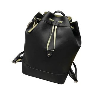 Zaino firmato Gaston Champagne Zaino Taurillon in pelle nera Secchiello con coulisse Borsa a doppia spalla Zaini di lusso Borse a mano Zaini alla moda