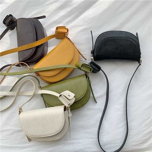 HBP Non-Brand Wholesale Korea PU leather vegan Fashion flip cover womens shoulder bags Crossbody Semicircular small bag Womens Messenger Bag