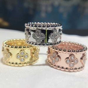 Кольцо Женское кольцо из розового золота 18 карат с широким узким бриллиантом в один ряд Q240312