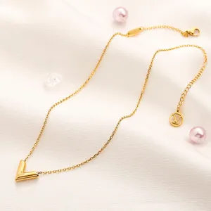 Lyxmärke hänge halsband het mode guldpläterad halsband designer smycken lång gåva för kvinnor kvalitet special grossist lyx varumärke