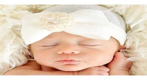 Baby Infant Bow Flower Hat Nyfödd Pearl Beanie Crochet Caps Baby Girls Winter Warm Cotton Stripe Headwear Hårtillbehör K3962126