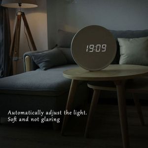 Wanduhren LED Digital Tischuhr Alarm Spiegel Hohl Modernes Design Uhr für Zuhause Wohnzimmer Dekoration Holz Weiß Gift1272A