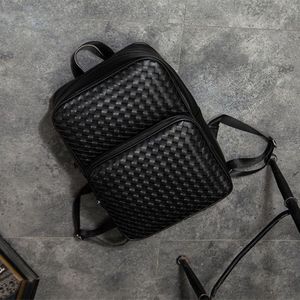 Factory whole men handbag woven backpack simple outdoor leisure plaid leather shoulder bag street trend hand-woven messenger b2292