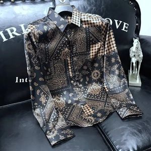 Mens Square Collar Spring Autumn Slim Korean Retro Geometric Printed Shirt Långärmad knapp stilig cardigan toppar 240312