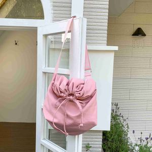 HBP Non-Brand New Design Summer Casual One Shoulder Nylon Bag Neutral Trend Crossbody Minimal Strap Fold Large Capacity Tote