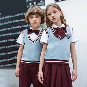 Barn Koreanska skoluniform flickor pojkar korta ärmar t shirt veckade kjol shorts kläder set dagis kördräkter 240301