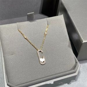 Senior Designer Luxury 925 Rose Gold Romantic M Series Pendant Necklace Asymmetric Necklace Single Three Diamond Sliding Classic Women's Jewelry Wedding Lover Gift