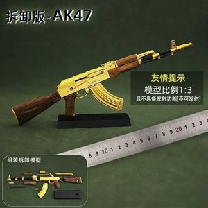 Zabawki gun gun Toys 1 3 Model stopu snajpera odłączonego snajpera AK47 AKM Metalowa zabawka do montażu dekoracji prezentów na Boże Narodzenie 2400308