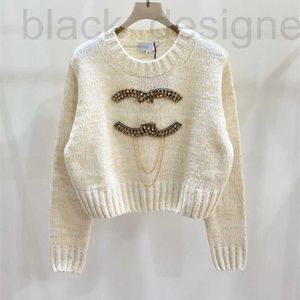 Projektantka Swetters Women Xiaoxiangfeng Fashion High Edition 23 Autumn/Winter Proste dhinestone dekoracyjne dzianiny Krótki wełniany sweter H9DS