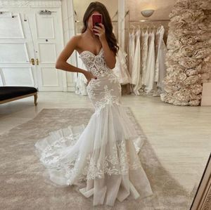 2021 Abiti da sposa a sirena Abiti da sposa Corte dei treni Applicazioni di pizzo Senza spalline Principessa Turchia Abito da sposa lungo vintage con innamorato2559092