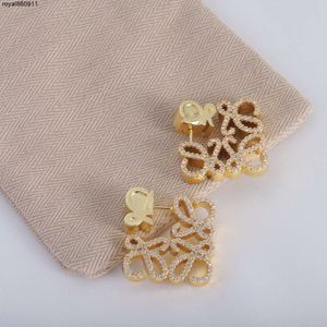 Hoop Hie Hie Gold Lating Designer Servrings Jewlery for Women Жемчужные серьги Свадебная вечеринка Jewerlry